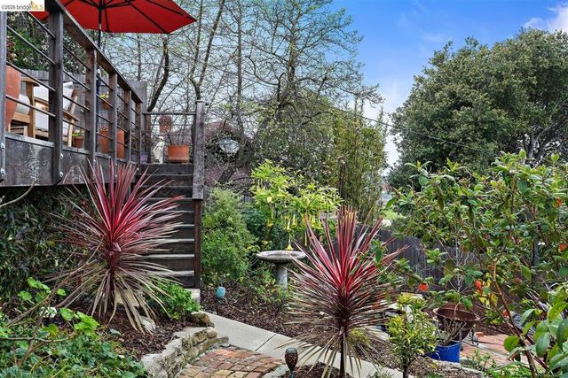 1799 1799 Pomona St, Crockett, CA 94525