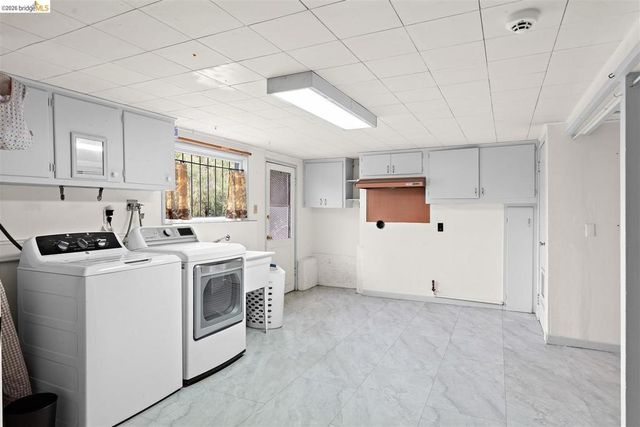 1799 1799 Pomona St, Crockett, CA 94525