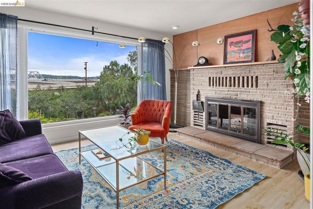 1799 1799 Pomona St, Crockett, CA 94525