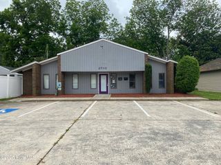 2710 E 10th Street, Greenville, NC 27858