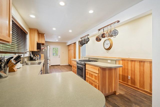 18921 Greenhorn Rd, Grass Valley, CA 95945