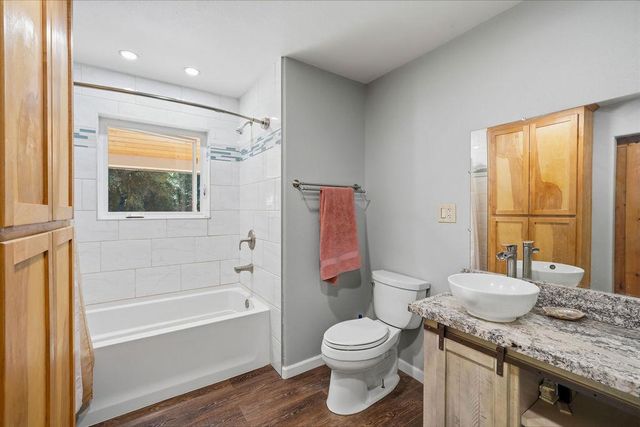 18921 Greenhorn Rd, Grass Valley, CA 95945