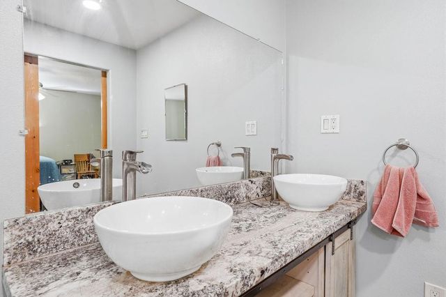 18921 Greenhorn Rd, Grass Valley, CA 95945