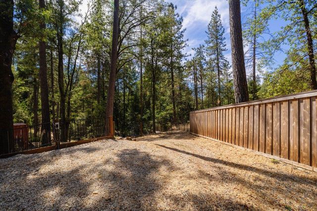 18921 Greenhorn Rd, Grass Valley, CA 95945