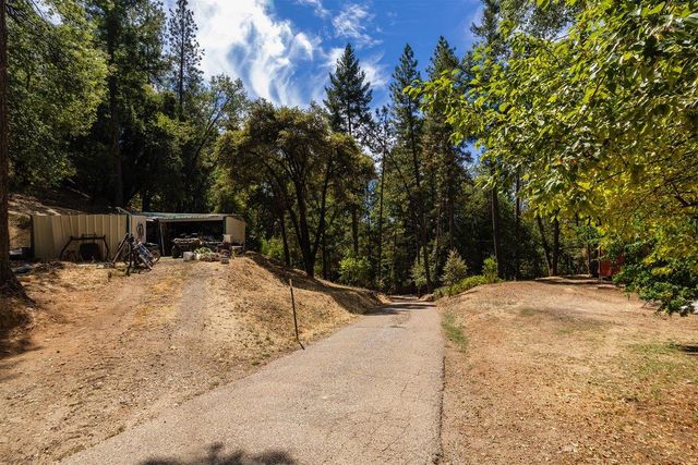 18921 Greenhorn Rd, Grass Valley, CA 95945