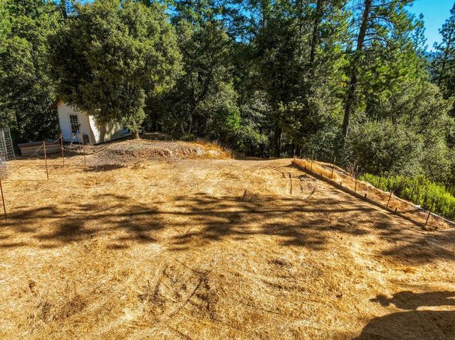 18921 Greenhorn Rd, Grass Valley, CA 95945