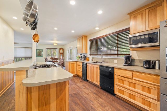 18921 Greenhorn Rd, Grass Valley, CA 95945