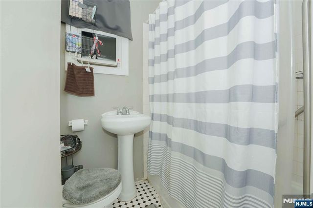 73 Division Avenue, Garfield, NJ 07026