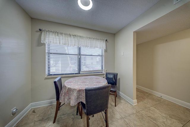 7650 Tahiti Lane 105, Lake Worth, FL 33467