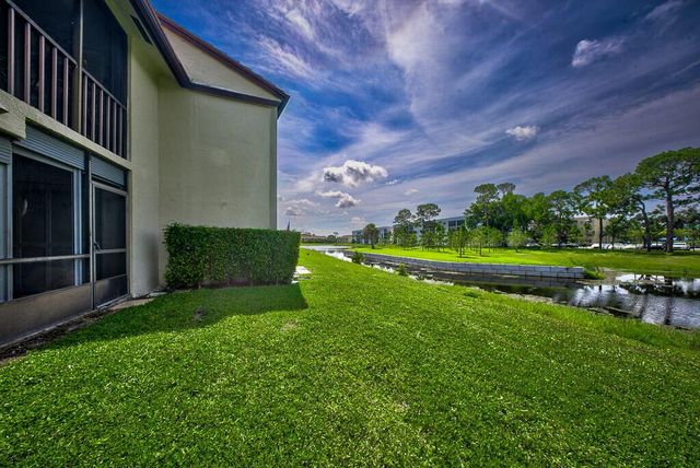 7650 Tahiti Lane 105, Lake Worth, FL 33467