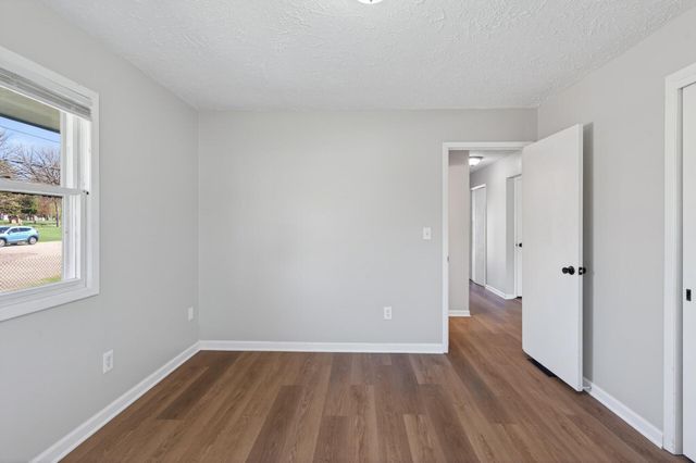 6842 Drew Avenue N, Brooklyn Center, MN 55429