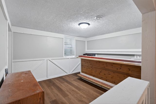 6842 Drew Avenue N, Brooklyn Center, MN 55429