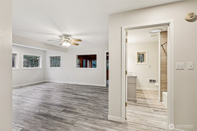 1095 Worthy Place, Greenbank, WA 98253