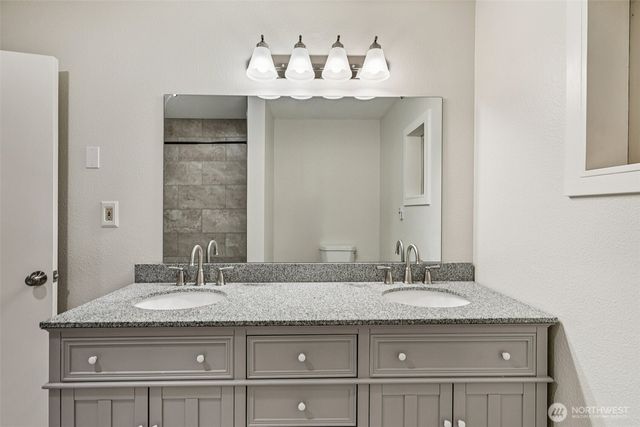 1095 Worthy Place, Greenbank, WA 98253