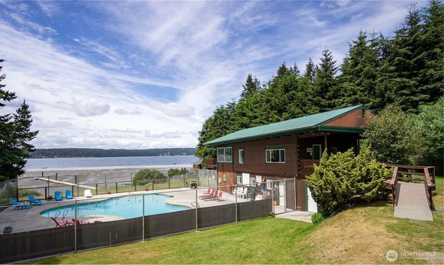 1095 Worthy Place, Greenbank, WA 98253