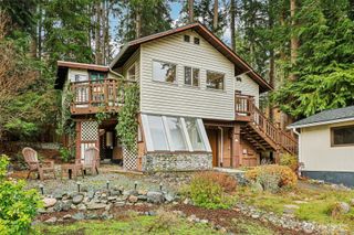 1095 Worthy Place, Greenbank, WA 98253