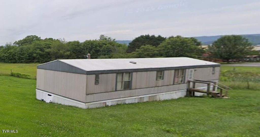 2601 County Line Road, Mooresburg, TN 37811