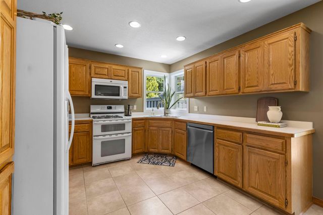 16770 Javelin Avenue, Lakeville, MN 55044