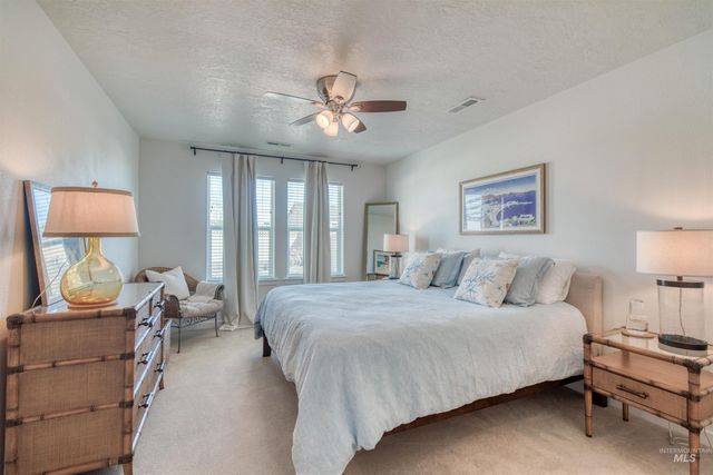 10288 Longtail Dr., Nampa, ID 83687