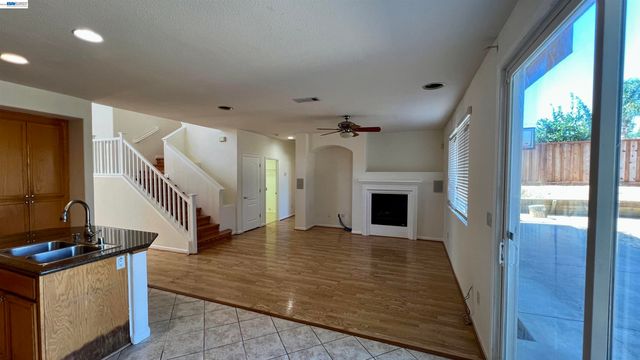 1913 Mount Stakes Ct, Antioch, CA 94531