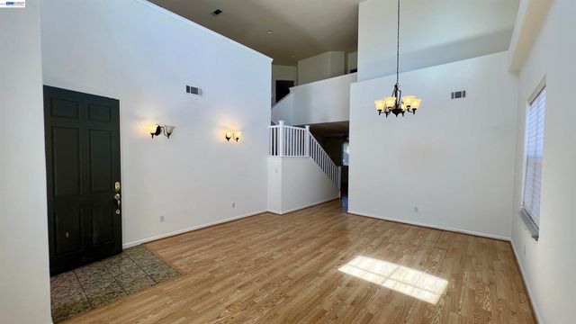 1913 Mount Stakes Ct, Antioch, CA 94531