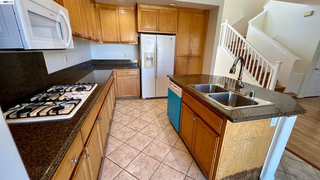 1913 Mount Stakes Ct, Antioch, CA 94531