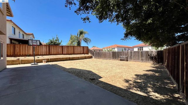 1913 Mount Stakes Ct, Antioch, CA 94531