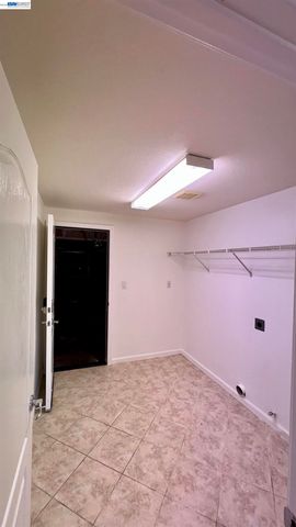 1913 Mount Stakes Ct, Antioch, CA 94531
