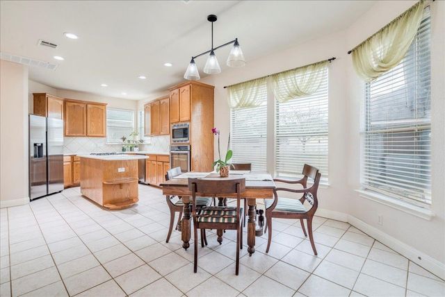 1077 Fairway, Kyle, TX 78640