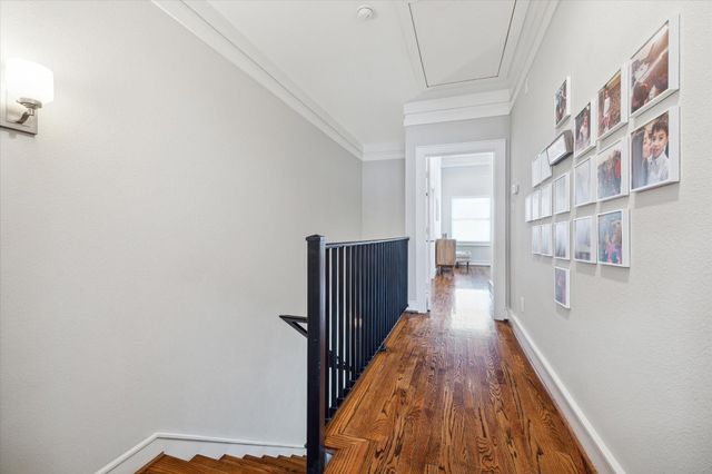 104 Arnold Street, Houston, TX 77007