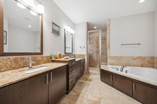 104 Arnold Street, Houston, TX 77007