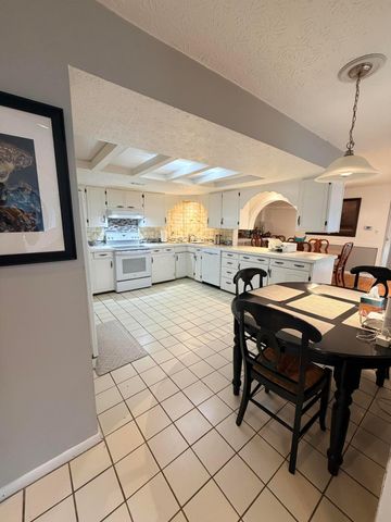 8226 Glencree Place, Dublin, OH 43016