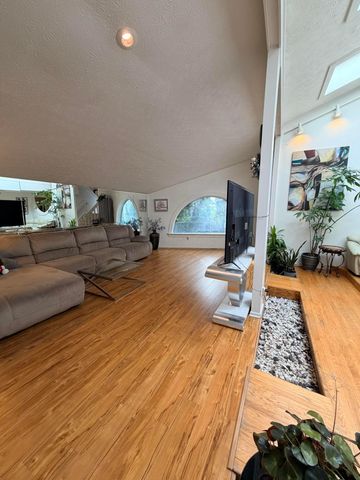 8226 Glencree Place, Dublin, OH 43016