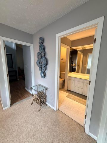 8226 Glencree Place, Dublin, OH 43016