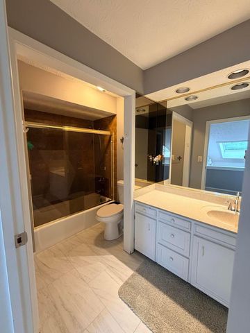 8226 Glencree Place, Dublin, OH 43016