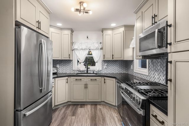 108 Beverly Road, Hempstead, NY 11550