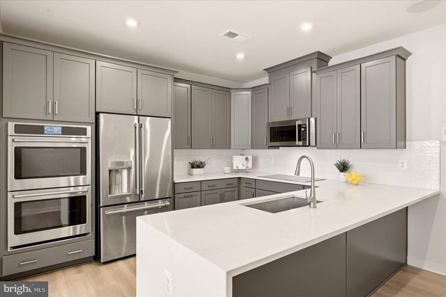 44531 WOLFHOUND SQ, Ashburn, VA 20147