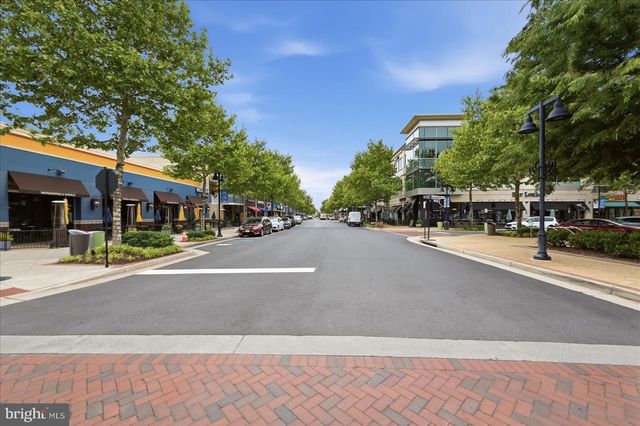 44531 WOLFHOUND SQ, Ashburn, VA 20147
