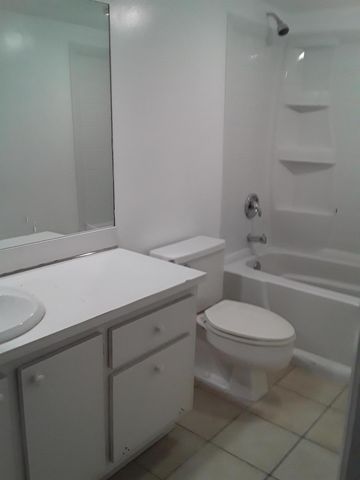 2403 N Waterside Drive, Lake Worth Beach, FL 33461