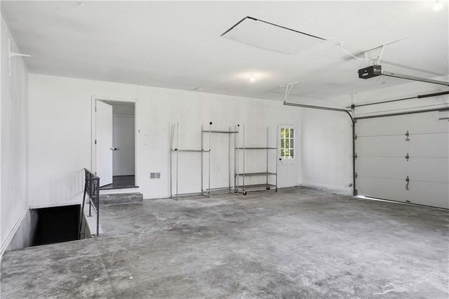 12915 E 36th Terrace S, Independence, MO 64055
