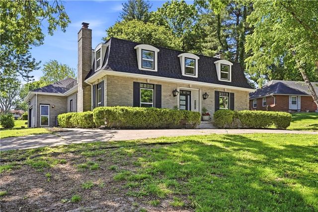 12915 E 36th Terrace S, Independence, MO 64055