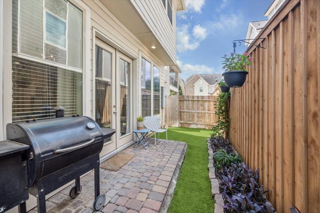 3607 Cedar Vista Lane, Houston, TX 77018