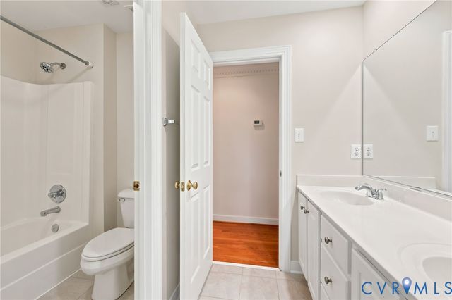 4701 Regal Oaks Rd, Glen Allen, VA 23059