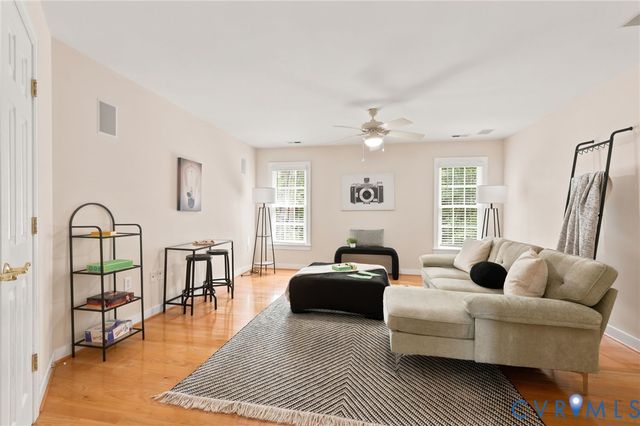 4701 Regal Oaks Rd, Glen Allen, VA 23059