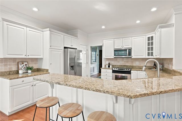 4701 Regal Oaks Rd, Glen Allen, VA 23059