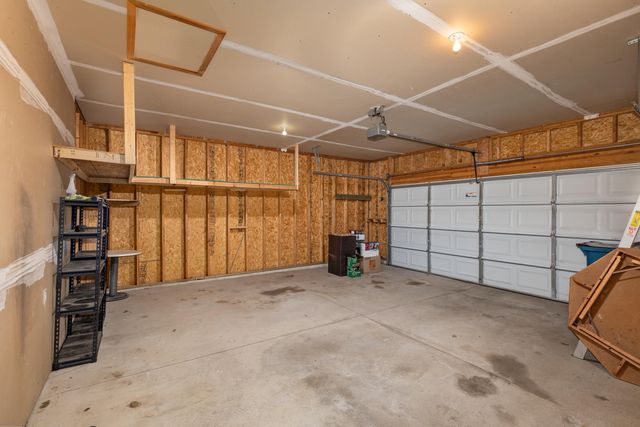 15448 Meadowlark Drive, Grand Haven, MI 49417