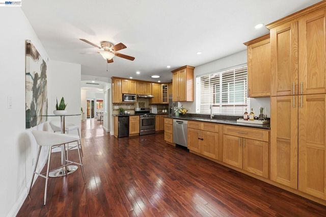 22631 5TH ST, Hayward, CA 94541