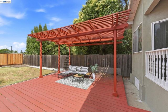 22631 5TH ST, Hayward, CA 94541