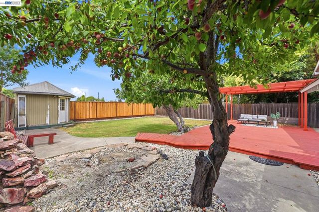 22631 5TH ST, Hayward, CA 94541