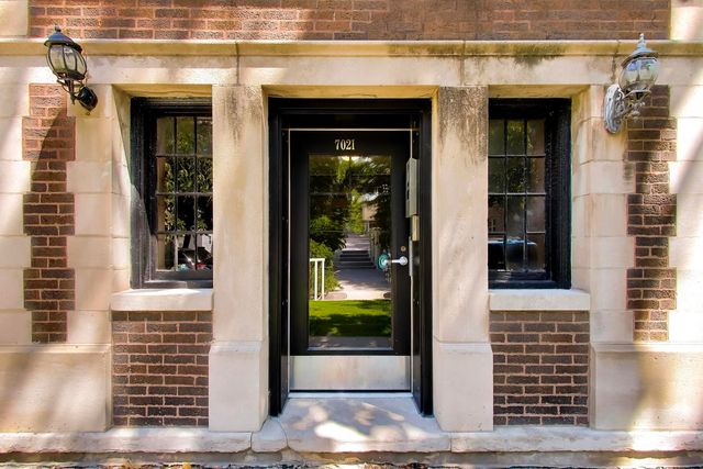7021 N Greenview Avenue 3N, Chicago, IL 60626